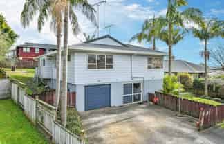 15 Lowburn Place, Clover Park