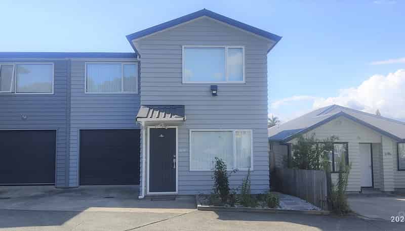 1/67A Metcalfe Road, Henderson