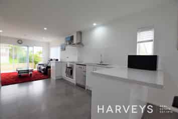 1/67A Metcalfe Road, Henderson