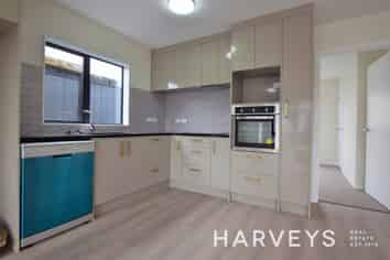 B/12 Pleasant Road, Glen Eden