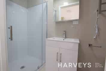 B/12 Pleasant Road, Glen Eden