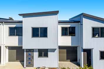 11 Healy Road, Manurewa