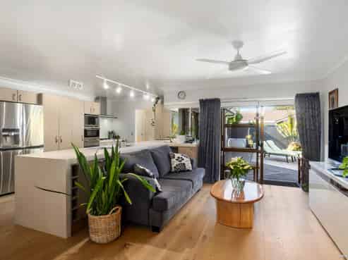 19 Vivian Wilson Drive, Eastern Beach