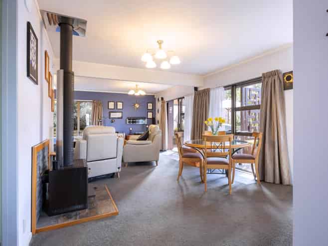 3/8 West Lynn Road, Titirangi