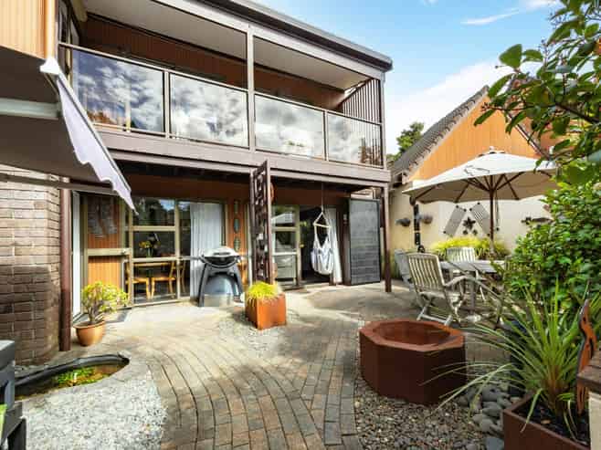 3/8 West Lynn Road, Titirangi