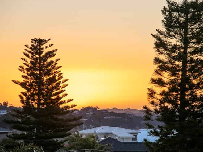 1038a Whangaparaoa Road, Tindalls Beach