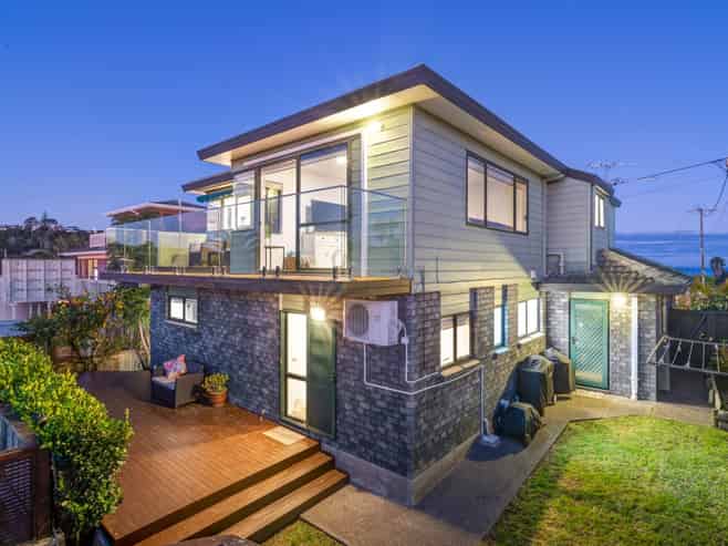 1038a Whangaparaoa Road, Tindalls Beach