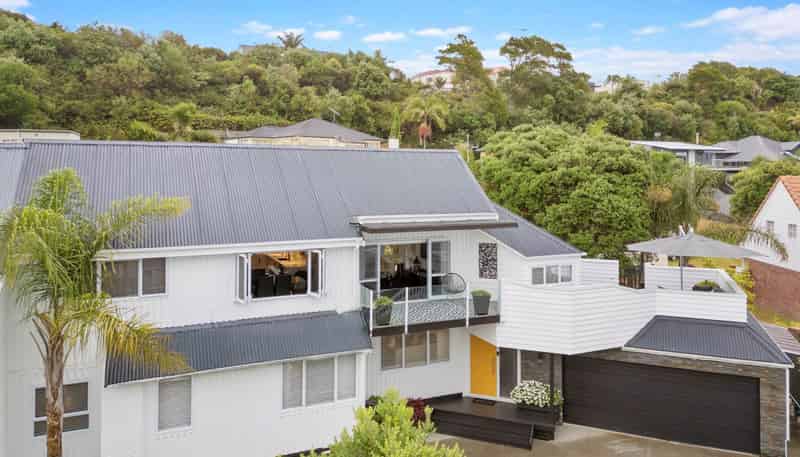 49A The Esplanade, Eastern Beach