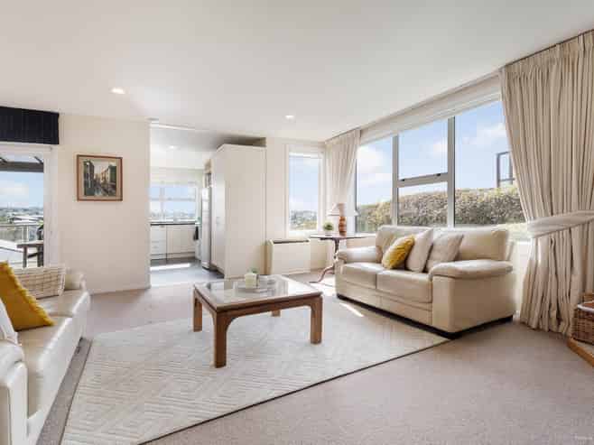 19 Newhaven Terrace, Mairangi Bay