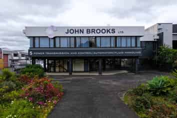High Profile Industrial Site with 3 Phase | 971 m2