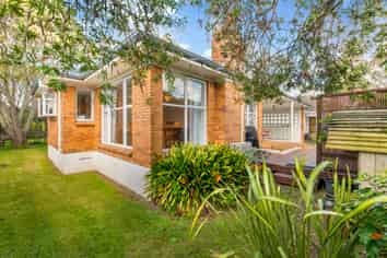 54 Wellesley Road, Mangere Bridge