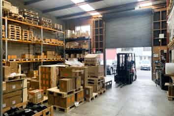 Tidy Light Industrial Unit | 428 m2