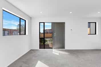 6 Raupeti Lane, Henderson