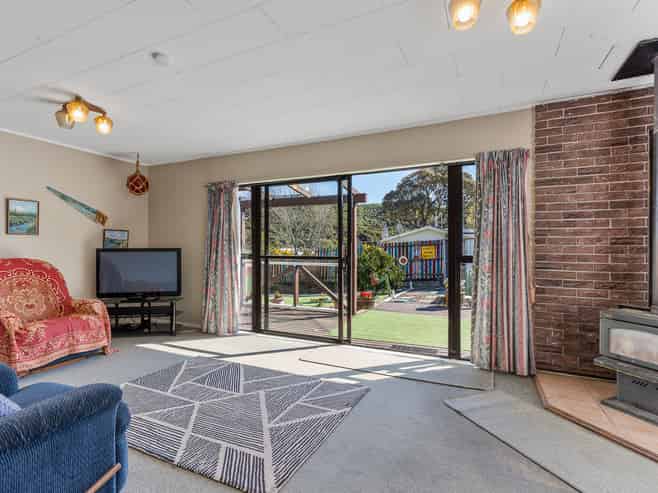 165a Waikawa  Road, Picton