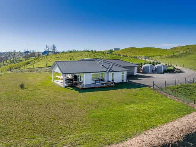 4483 State Highway 50, Maraekakaho