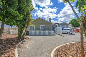 1/505 Featherston Street, Roslyn