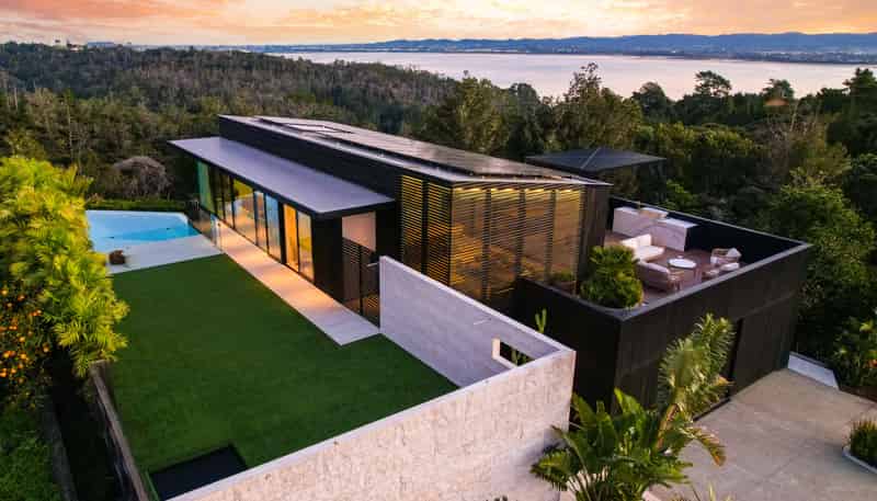 6 Island Bay Road, Beach Haven