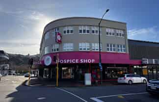 High exposure  - retail or office - you choose