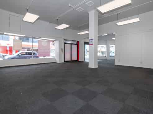High exposure  - retail or office - you choose
