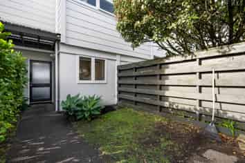 2/111 Melrose Road, Mount Roskill