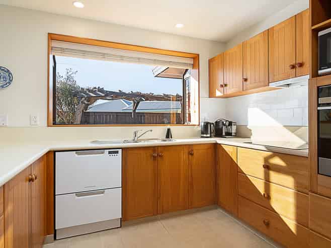 6 Scotston Grove, Witherlea