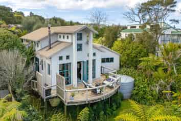 13 Cooks Lookout, Whitianga