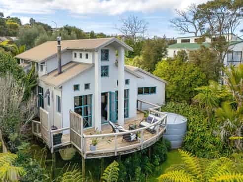 13 Cooks Lookout, Whitianga