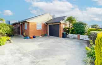 2/71 Donnington Street, Parklands