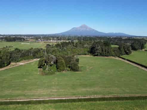 103 East Road, Stratford