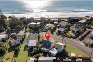 144 Karewa Parade, Papamoa
