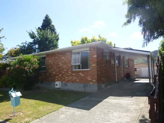 41 Brightwater Crescent, Totara Park