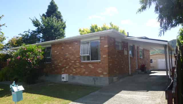 41 Brightwater Crescent, Totara Park