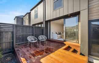4/102 Warrington Street, Edgeware