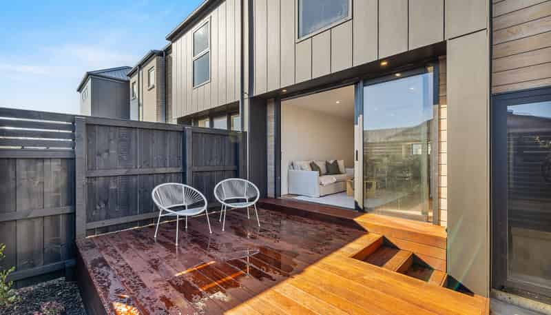 4/102 Warrington Street, Edgeware