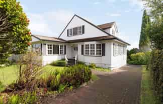 52 Forest Lake Road, Forest Lake