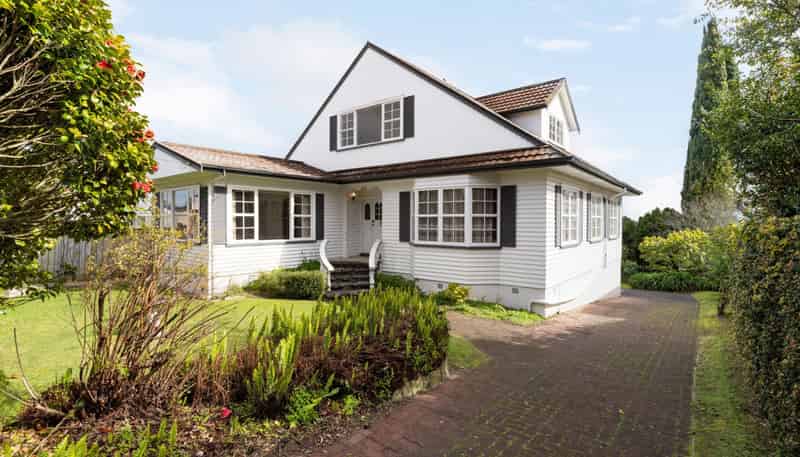 52 Forest Lake Road, Forest Lake