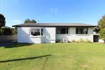 53 Eglinton Street, Winton