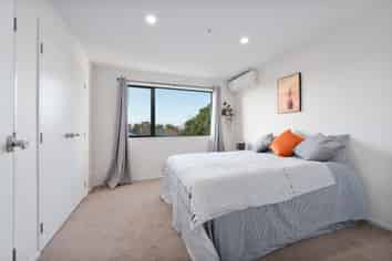 2/46 Te Kanawa Crescent, Henderson