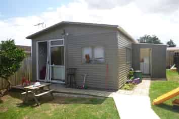 27A John Walker Drive, Manurewa