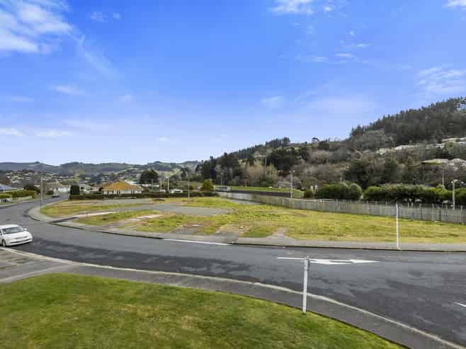 2-12 Albertson Avenue, Port Chalmers