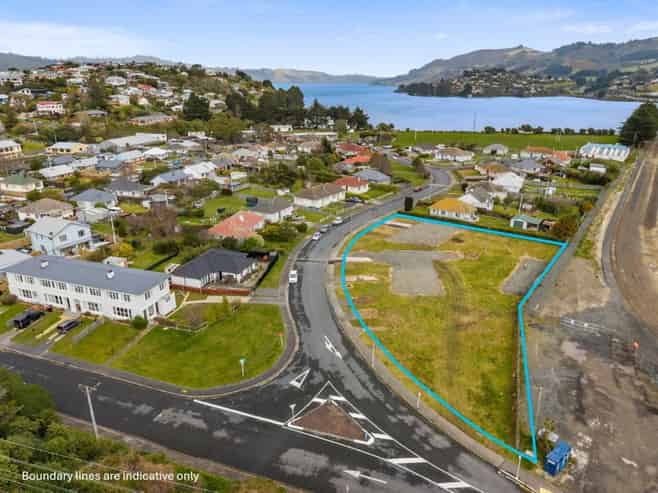2-12 Albertson Avenue, Port Chalmers