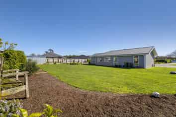 7 Cross Street, Lepperton