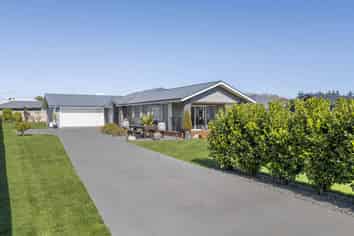 7 Cross Street, Lepperton