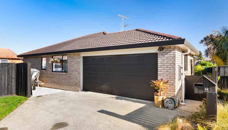 32 Magnolia Drive, Waiuku