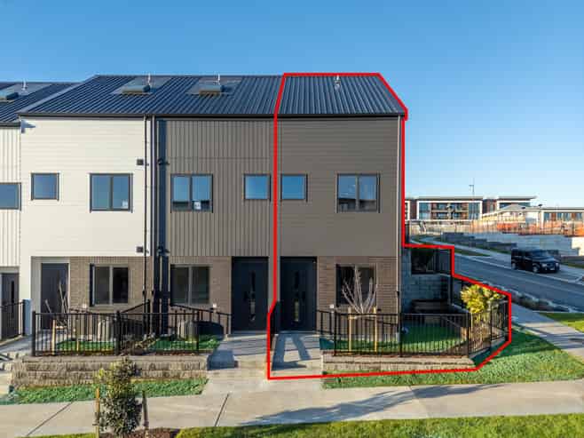 6/4 Firebrick Way, Hobsonville