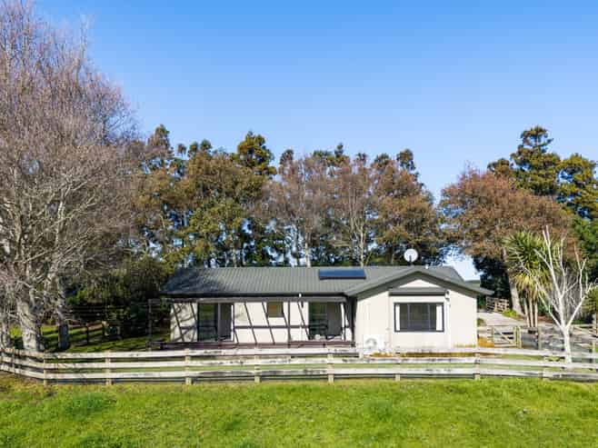 83 Waipipi Wharf Road, Waiuku