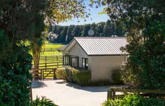 83 Waipipi Wharf Road, Waiuku