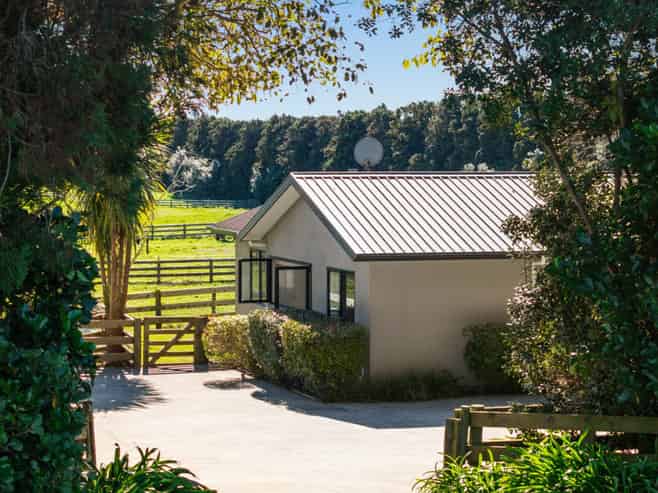 83 Waipipi Wharf Road, Waiuku