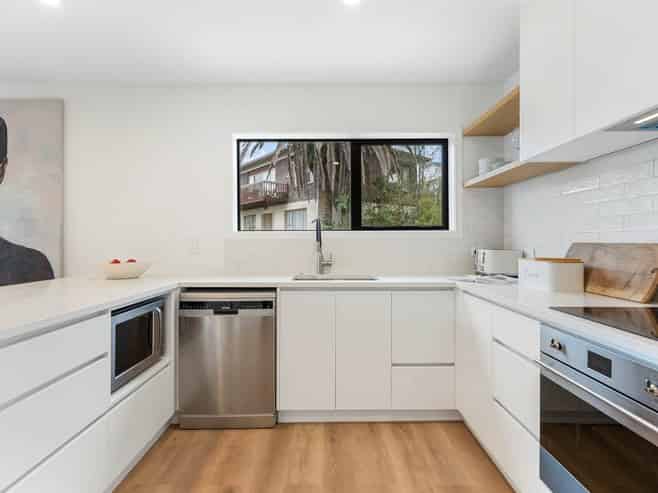 1/12 Surville Place, Mairangi Bay