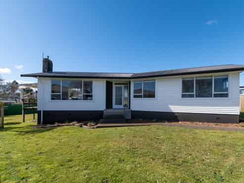 14 Elliott Crescent, Owhata
